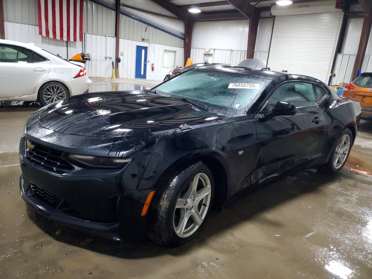 Salvage Chevrolet Camaro Image