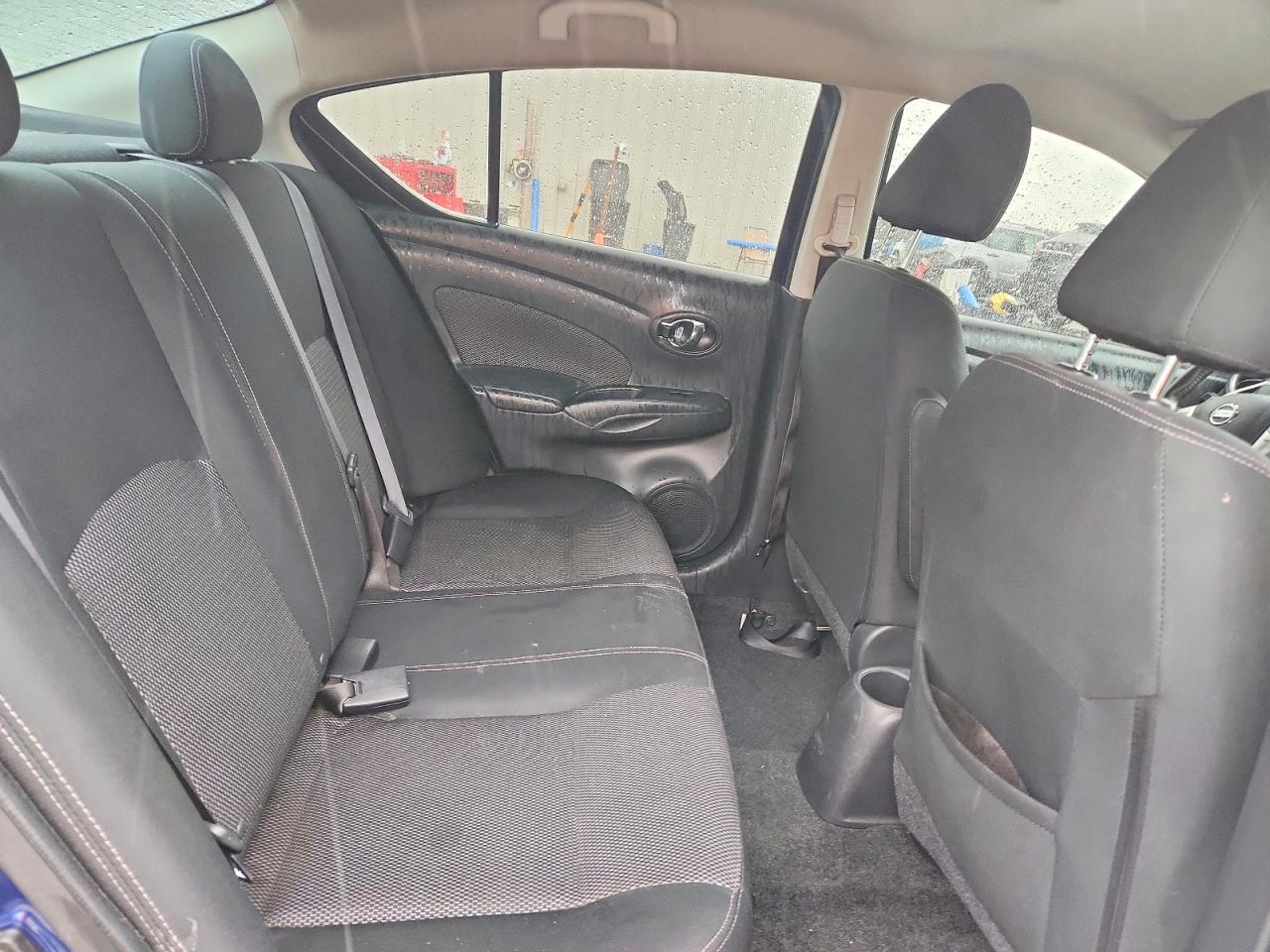 Nissan Versa Sv