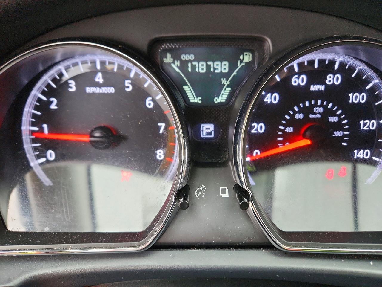 Nissan Versa Sv