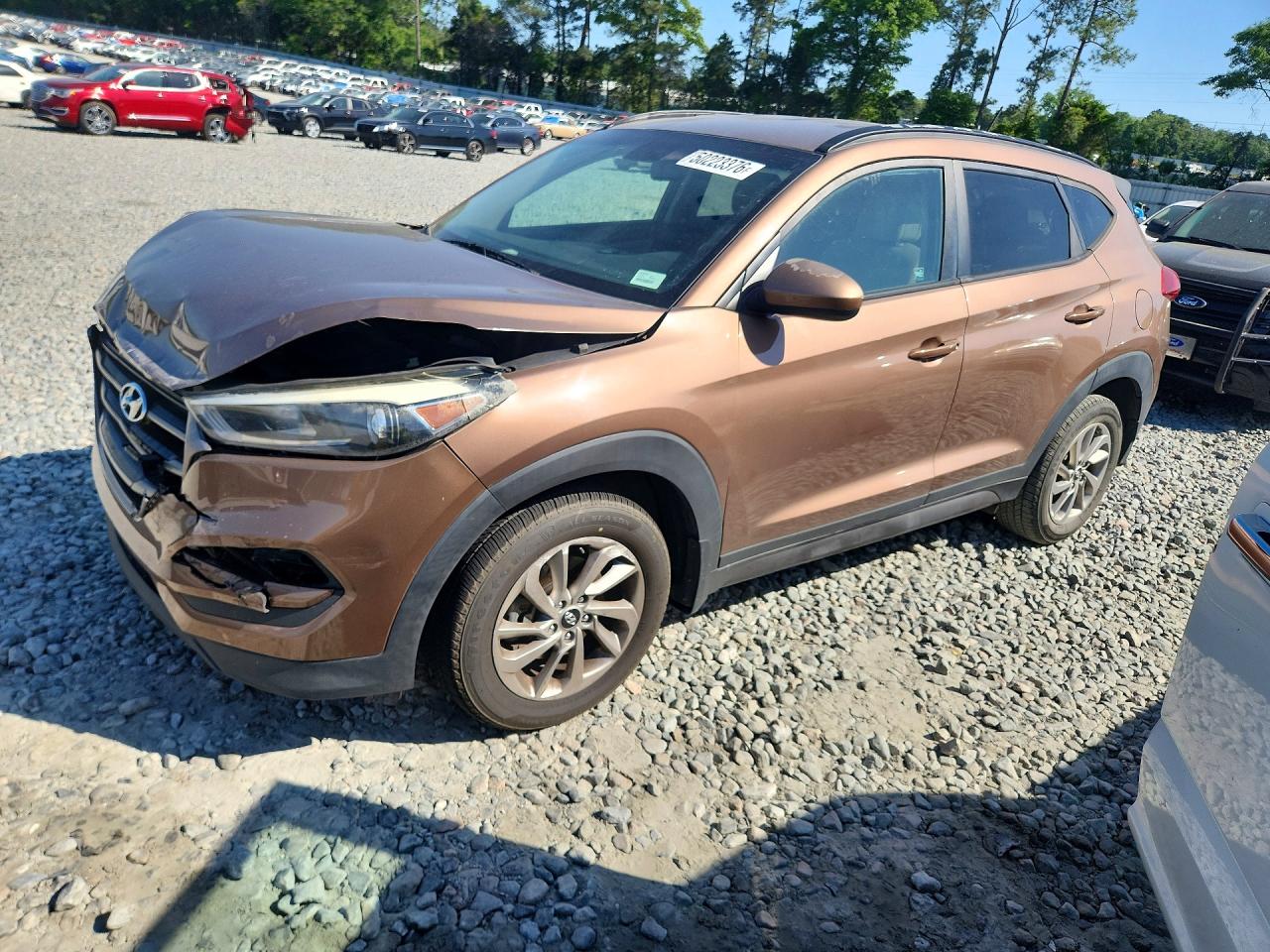 Salvage Hyundai TUCSON Image