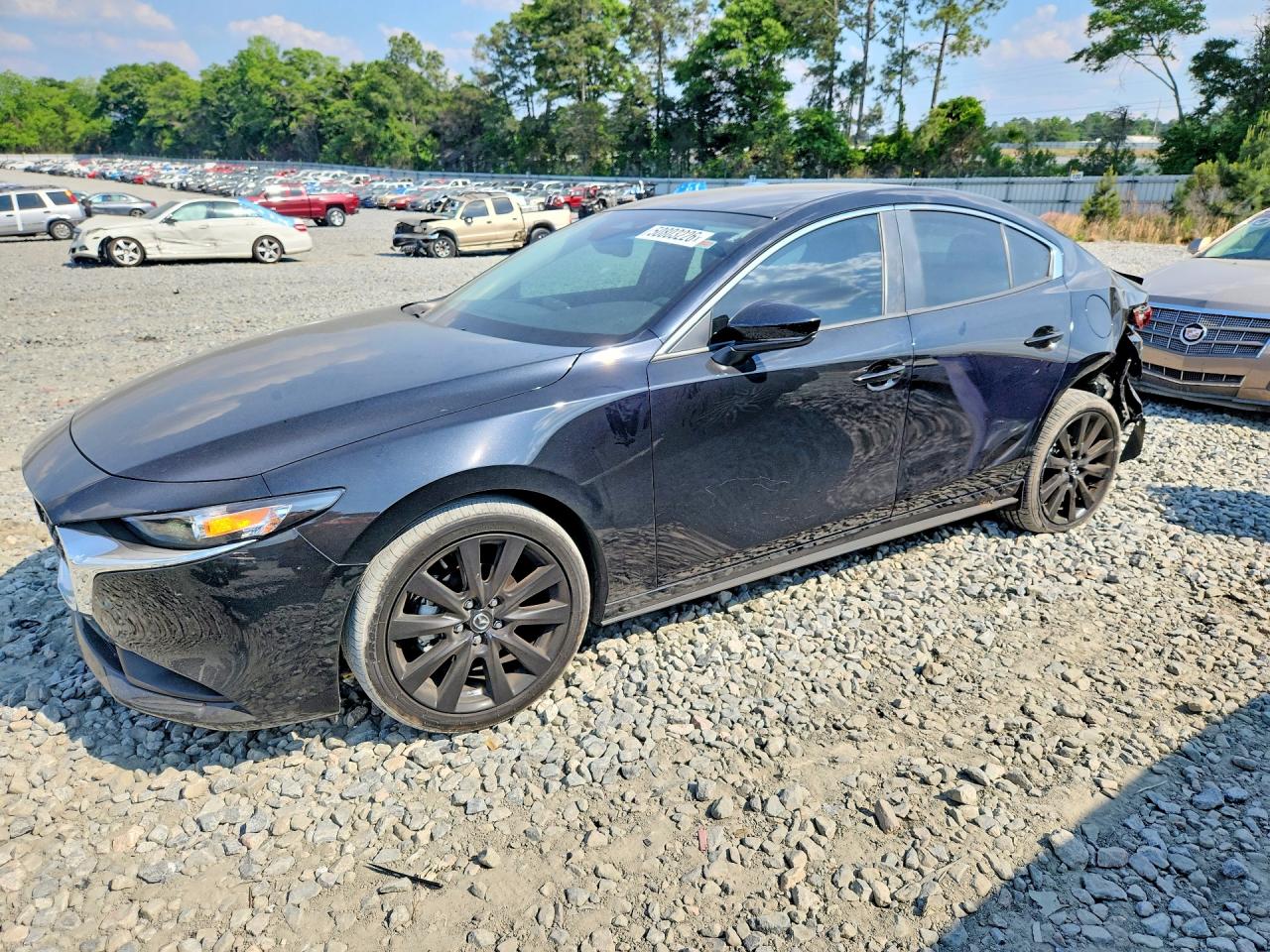 Salvage Mazda Mazda3 Image