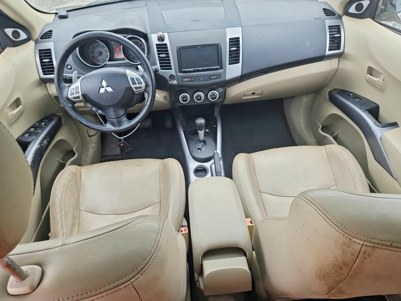 Mitsubishi Outlander Xls
