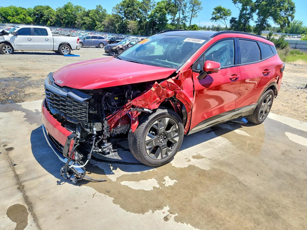 Salvage Kia Sportage Image
