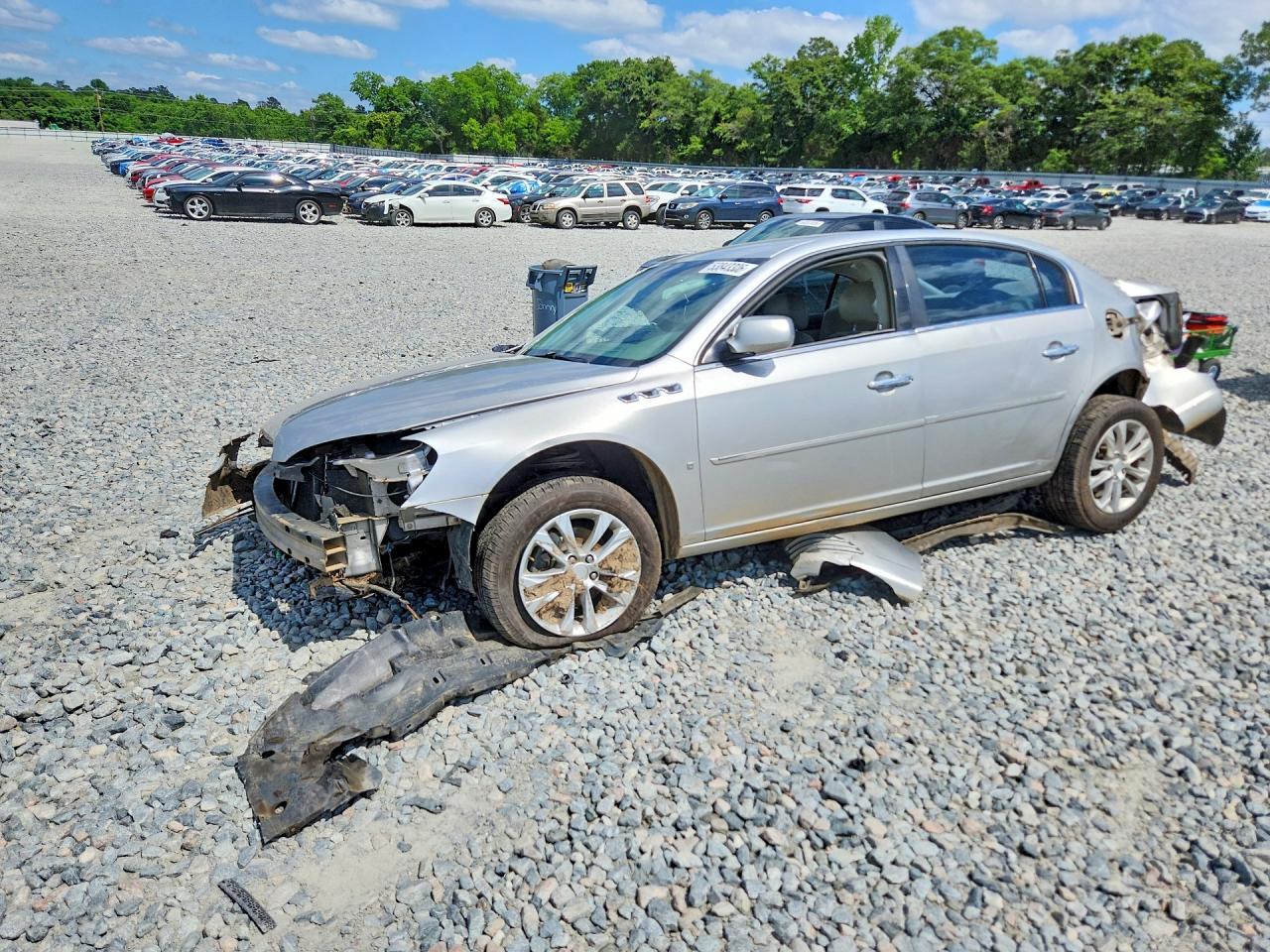 Salvage Buick Lucerne Image