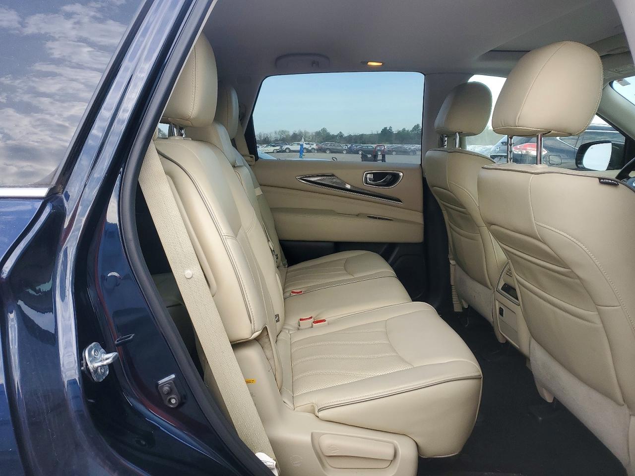 INFINITI Qx Base
