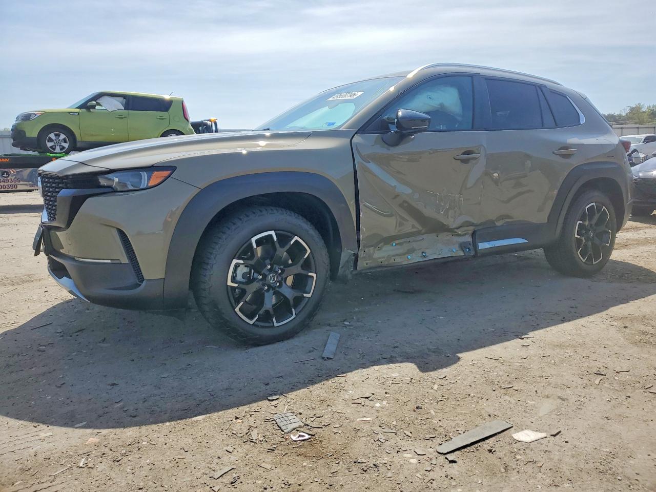 Salvage Mazda Cx Image