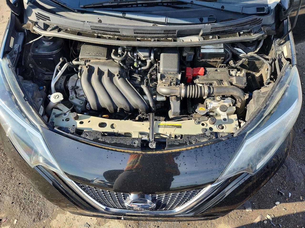 Nissan Versa Sv