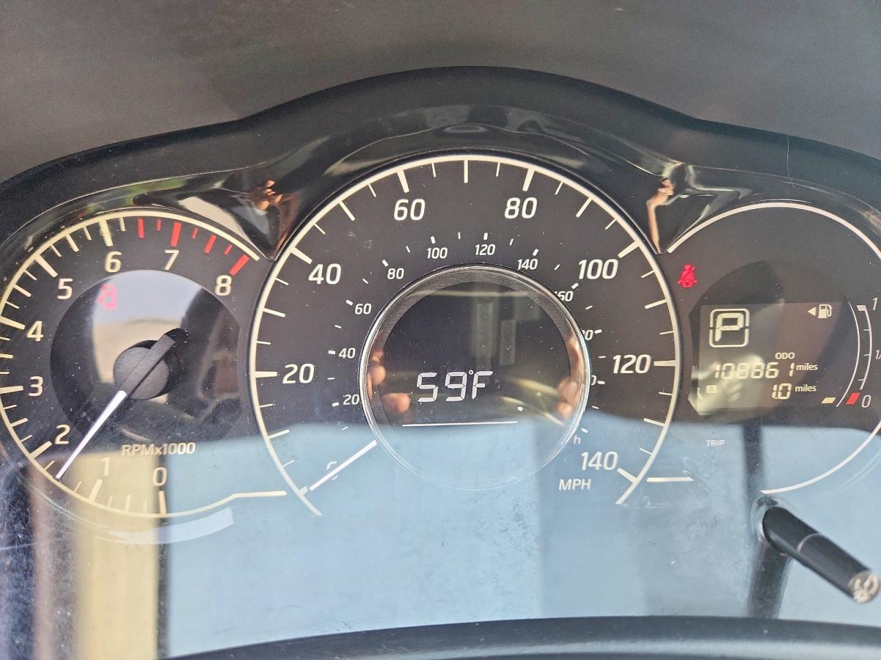 Nissan Versa Sv