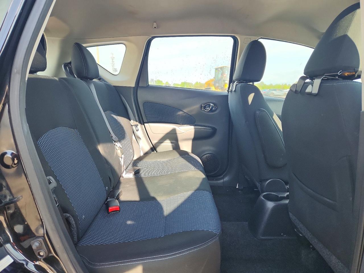Nissan Versa Sv