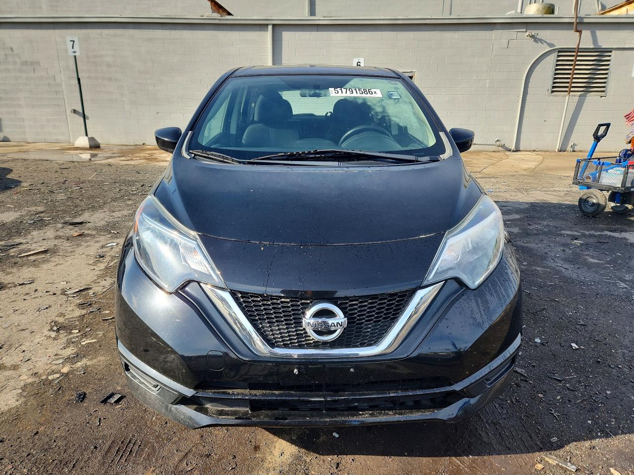Nissan Versa Sv