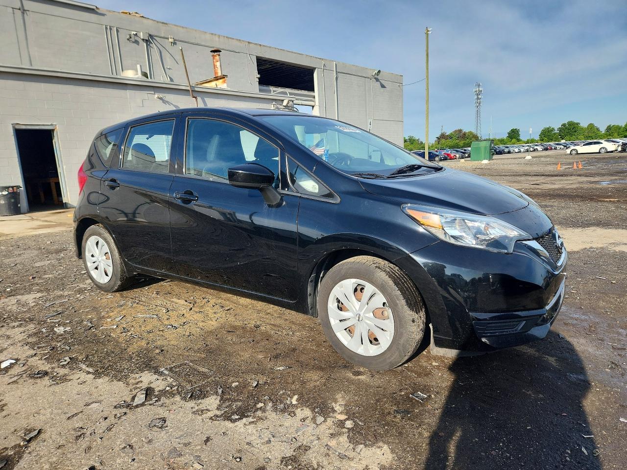 Nissan Versa Sv