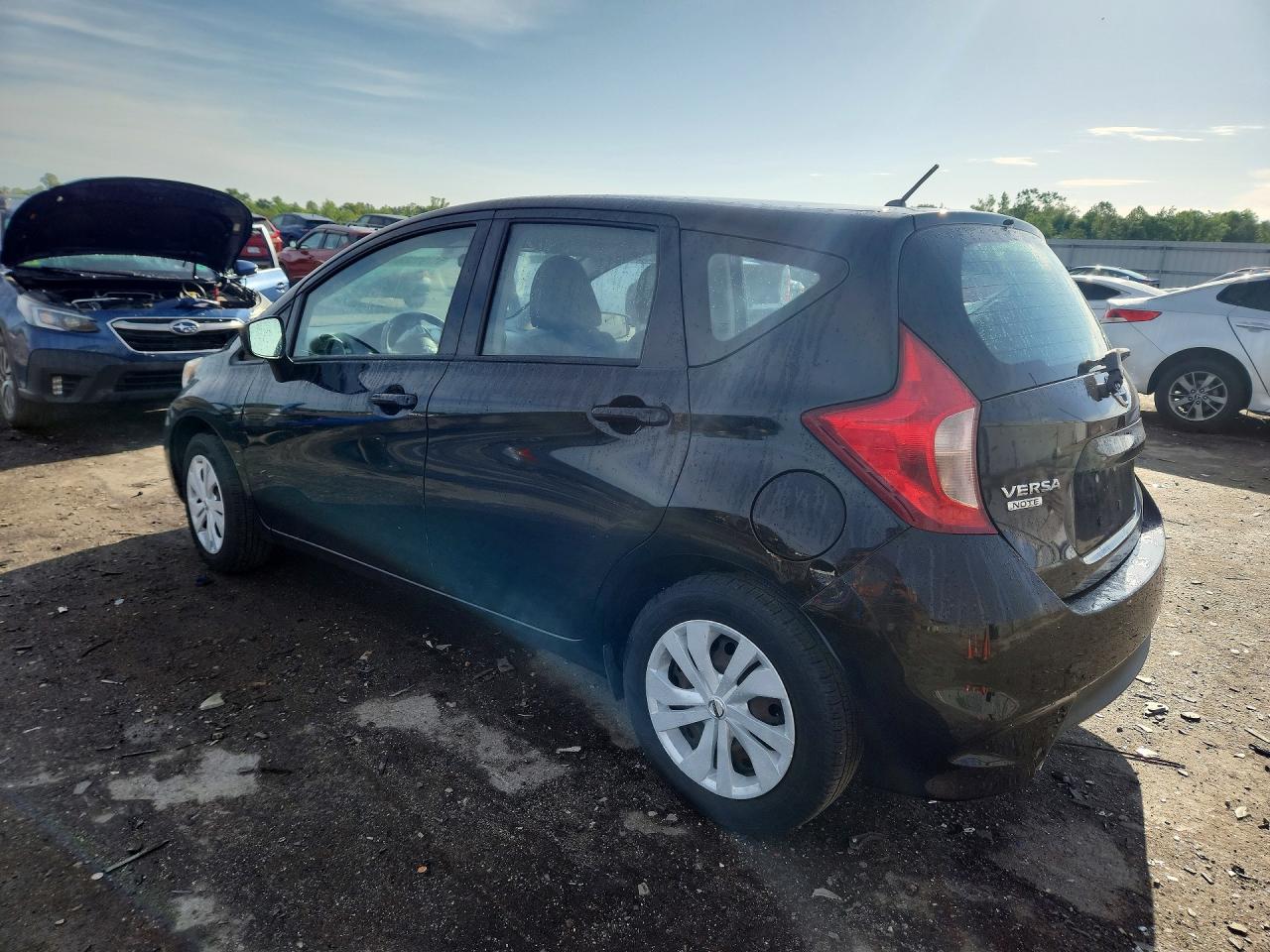 Nissan Versa Sv