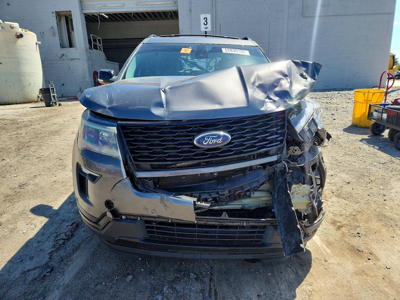 Ford Explorer Sport