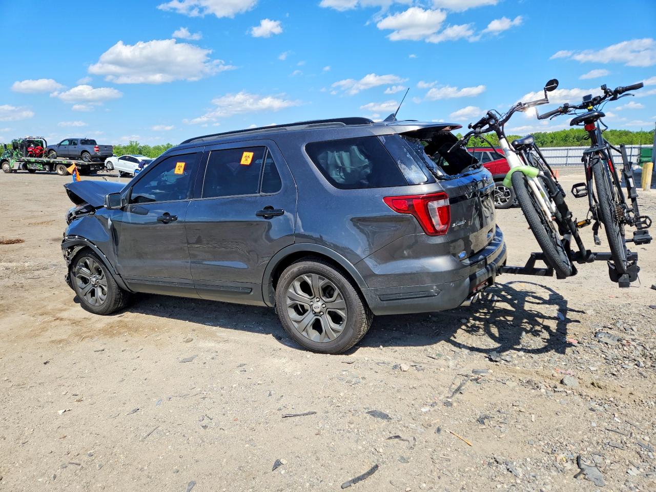 Ford Explorer Sport
