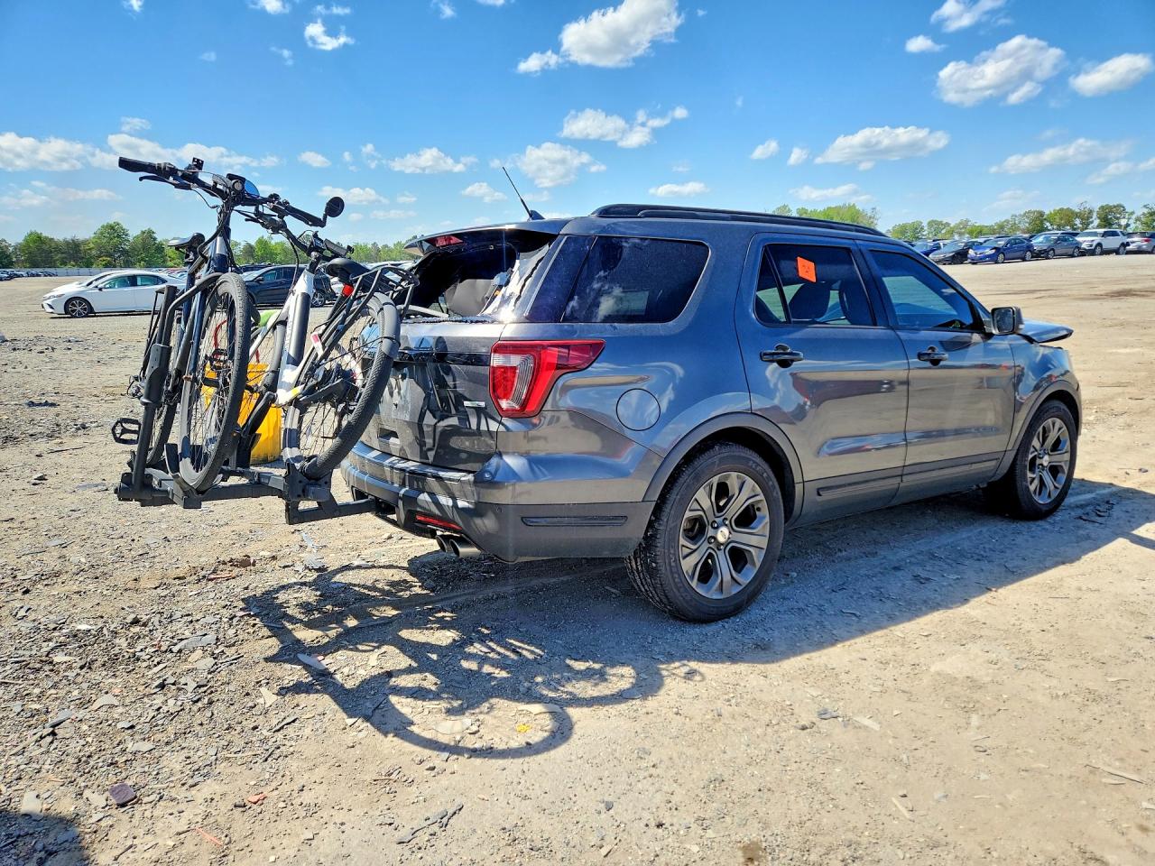 Ford Explorer Sport