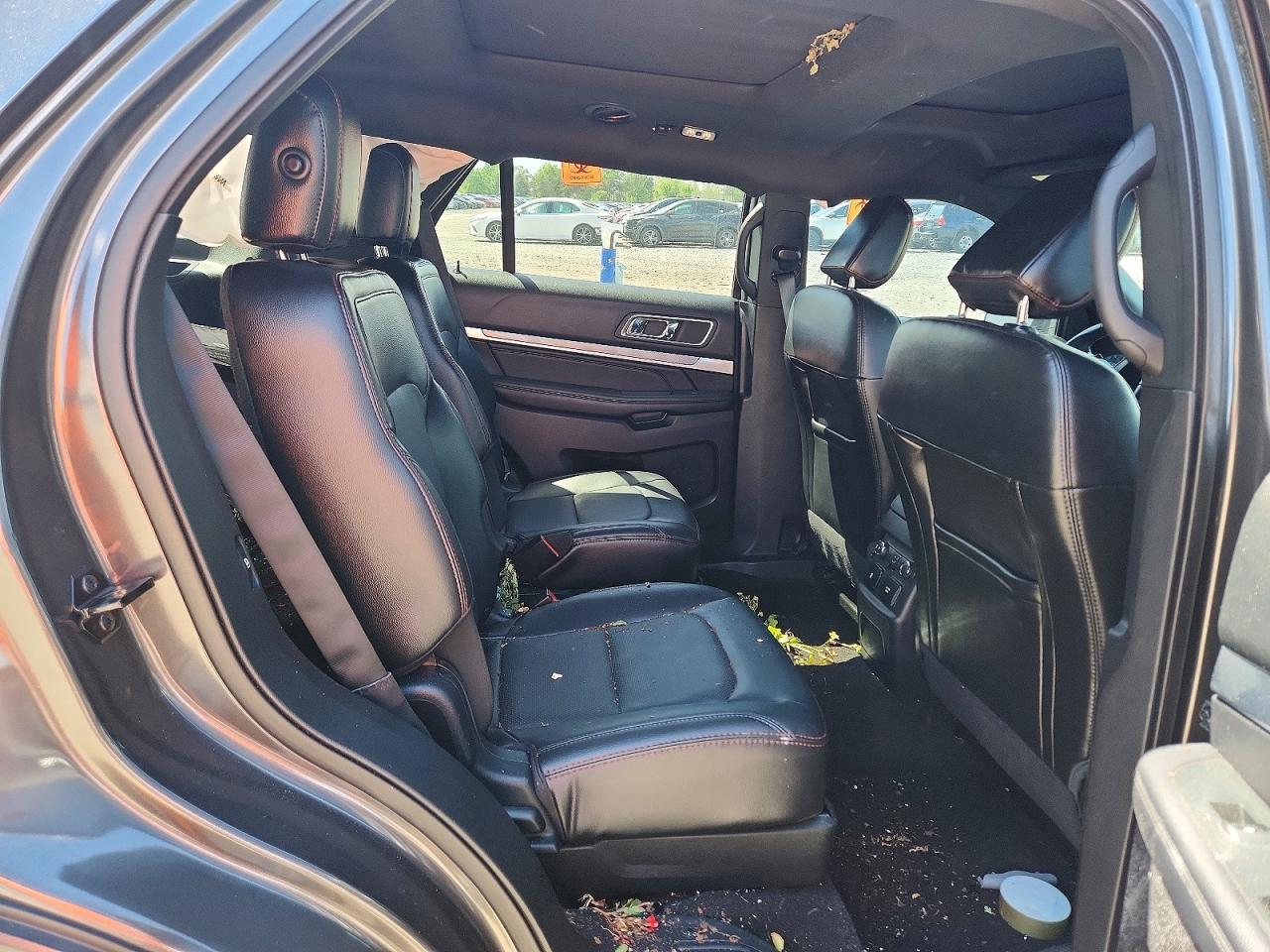 Ford Explorer Sport