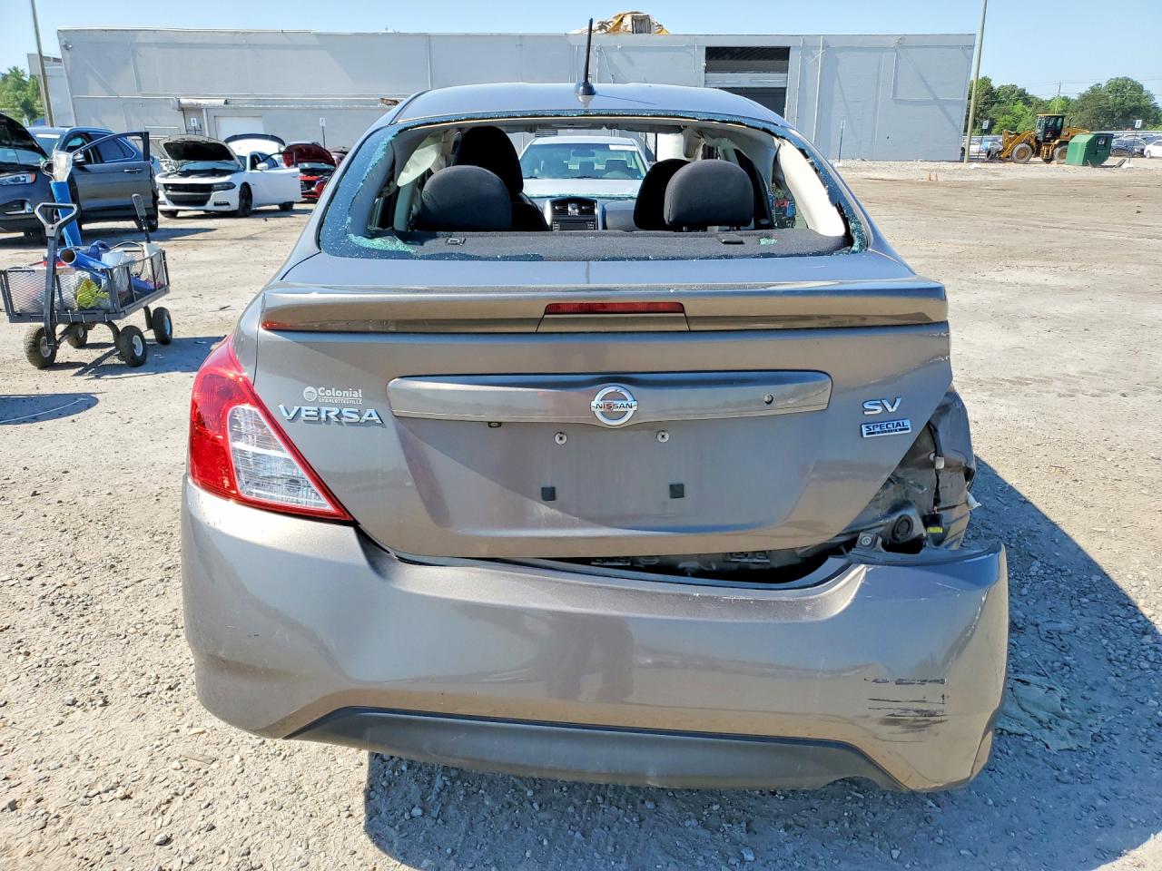Nissan Versa 1.6 S