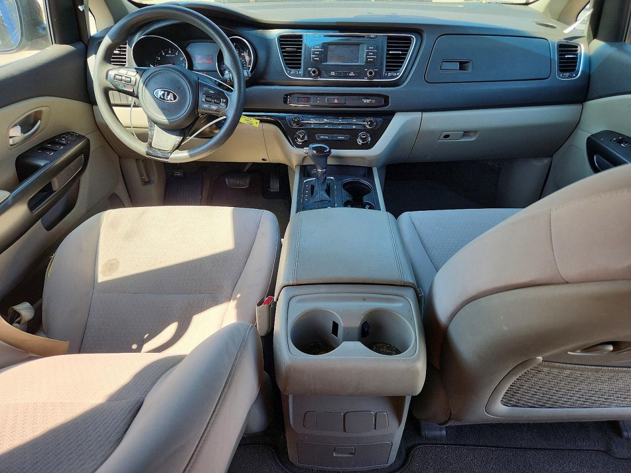 Kia Sedona Lx