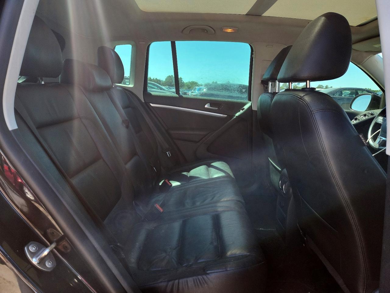 Volkswagen Tiguan S
