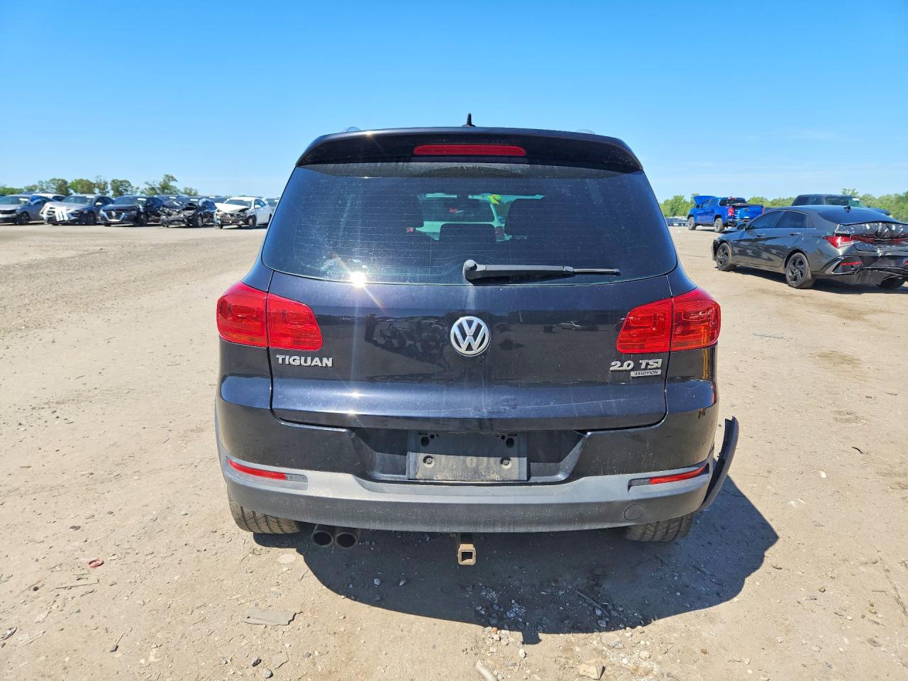 Volkswagen Tiguan S