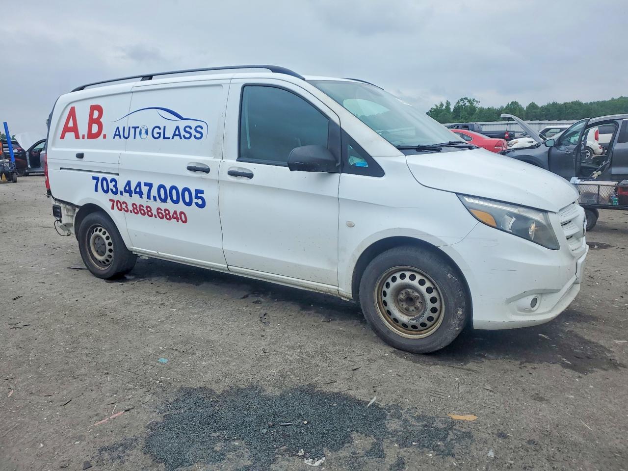 Mercedes-Benz Metris