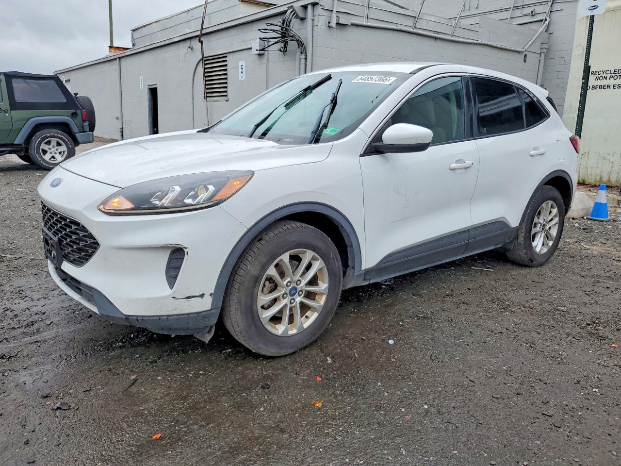 Salvage Ford Escape Image