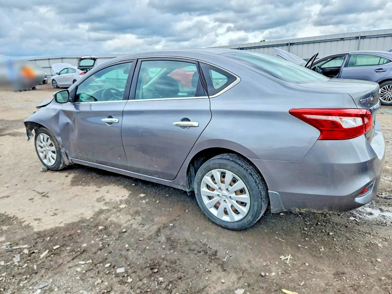 Nissan Sentra S