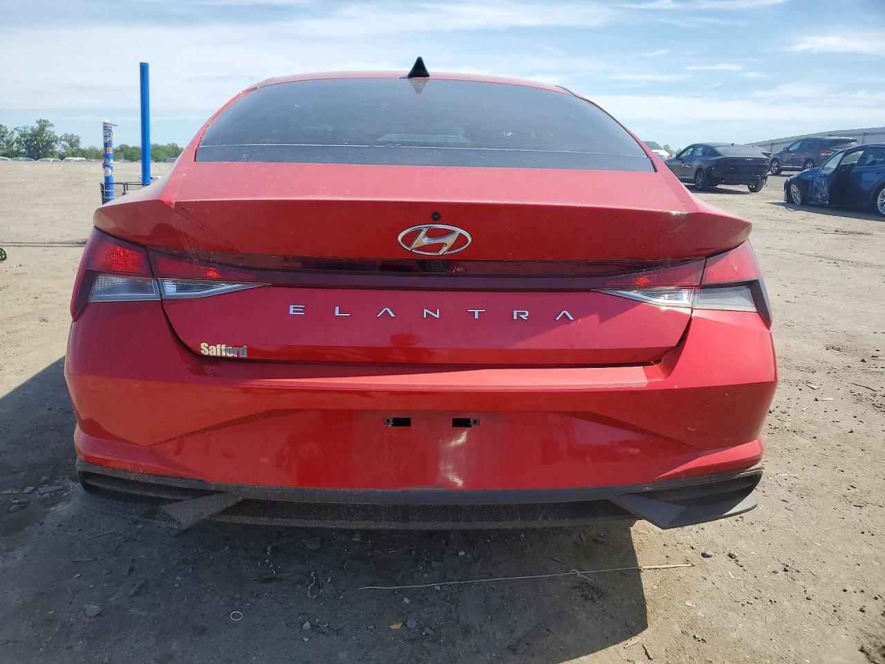Hyundai ELANTRA Sel