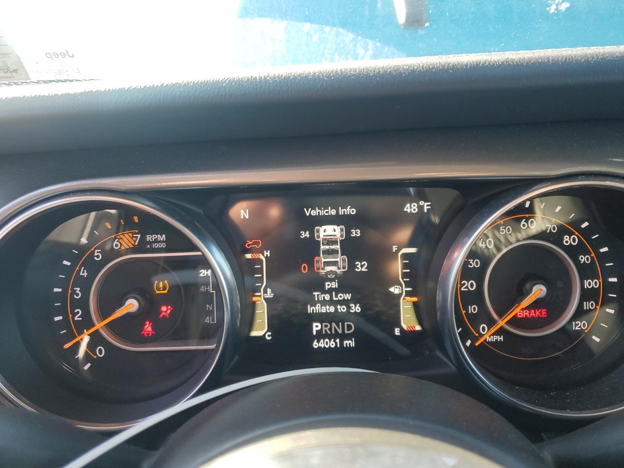 Jeep Wrangler Sahara
