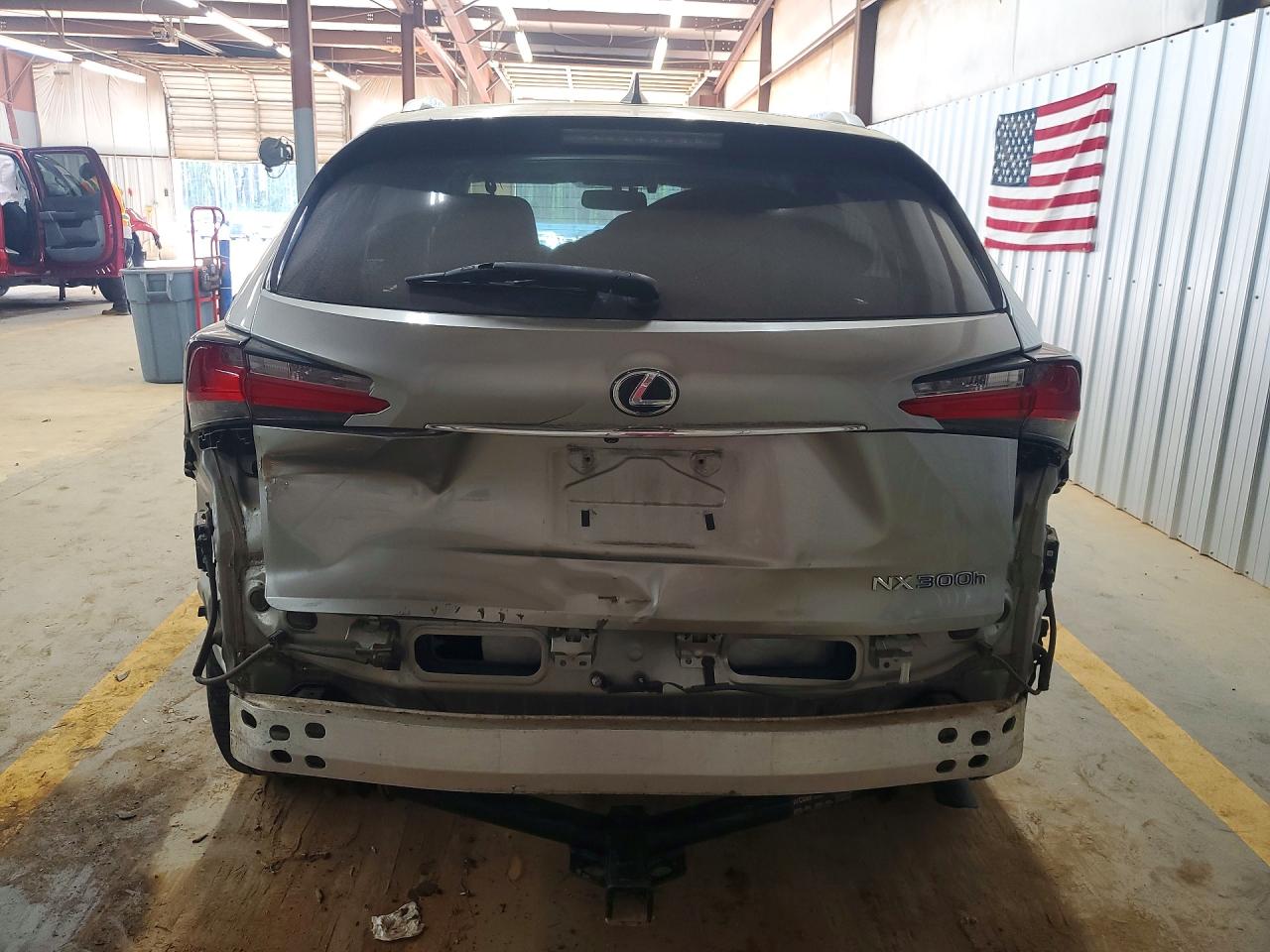 Lexus NX Base