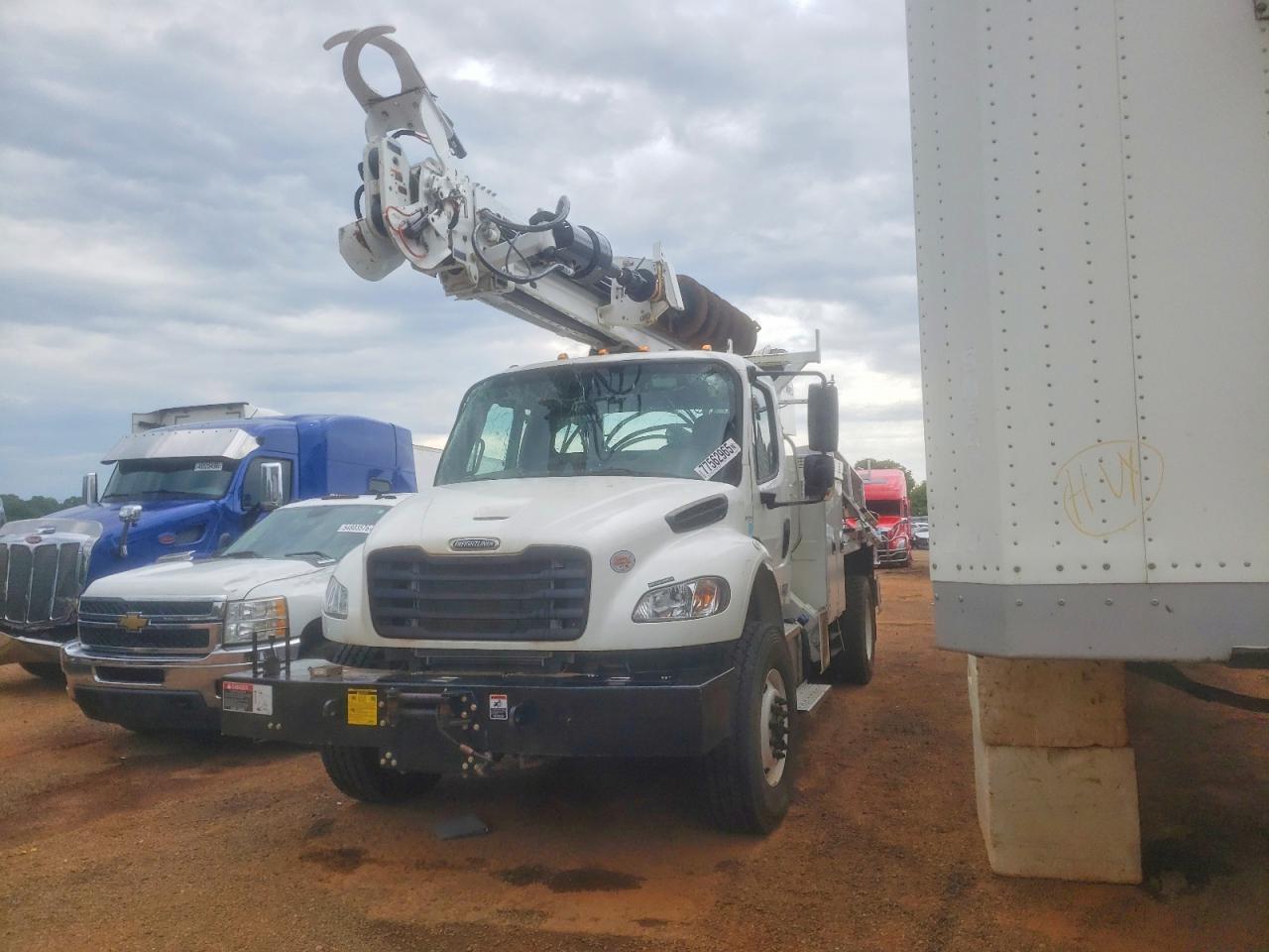 Freightliner M2 Unknown