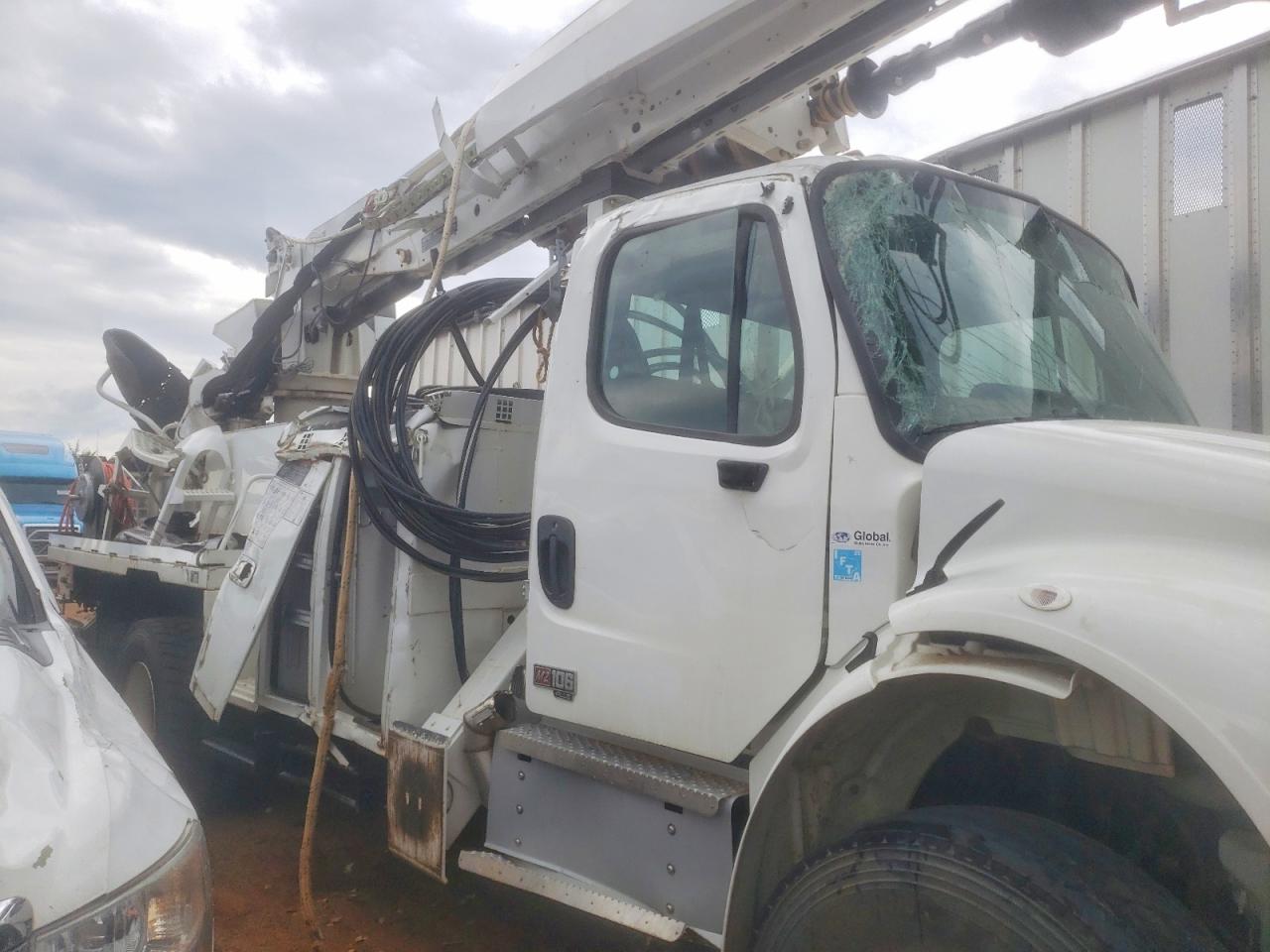 Freightliner M2 Unknown