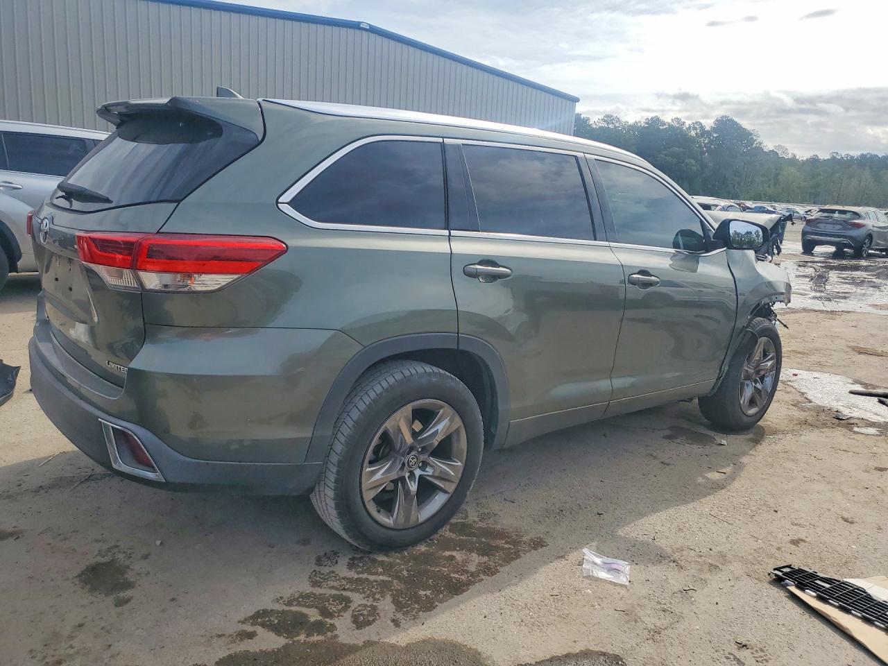 Toyota Highlander Limited Platinum