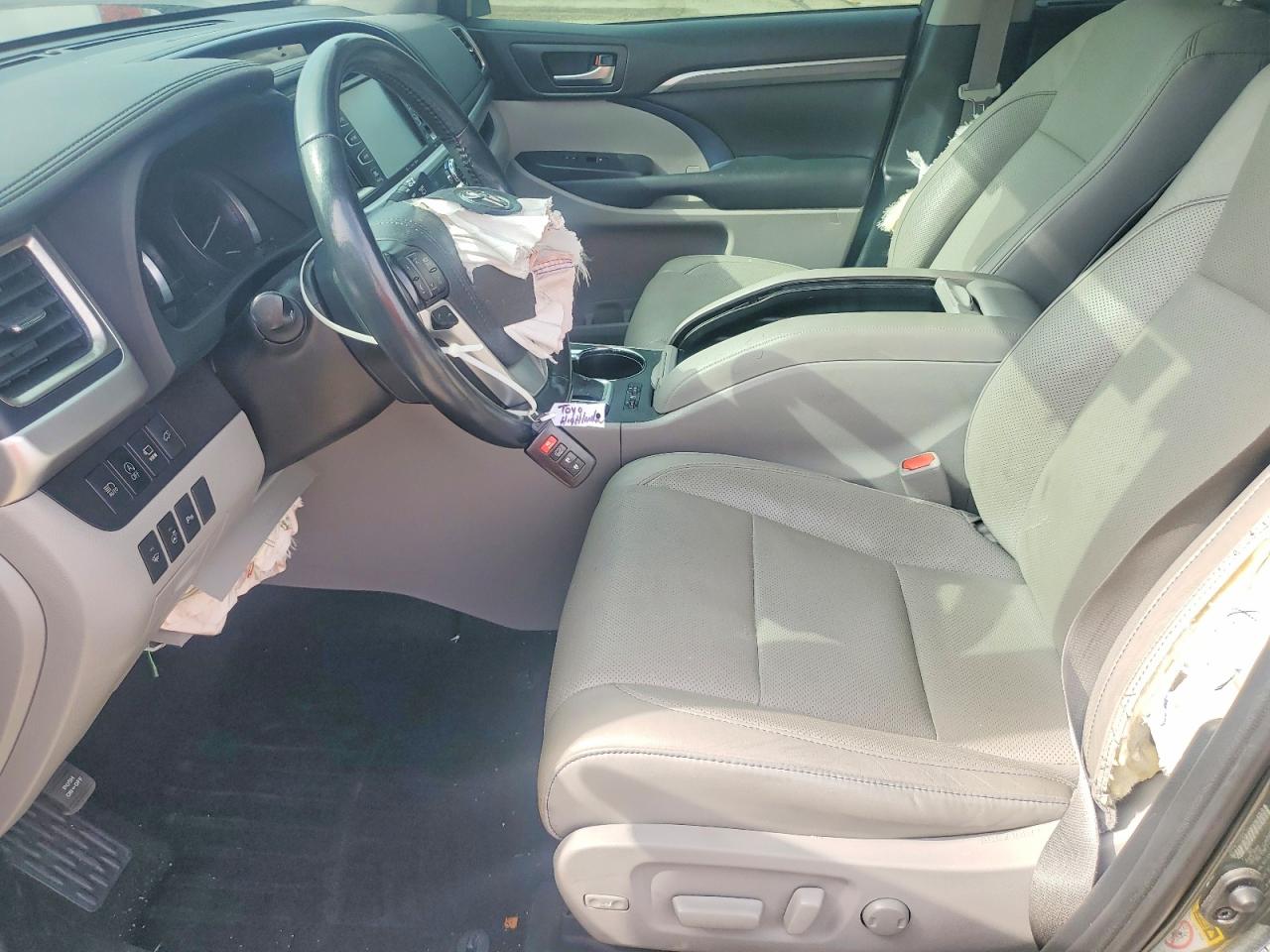 Toyota Highlander Limited Platinum