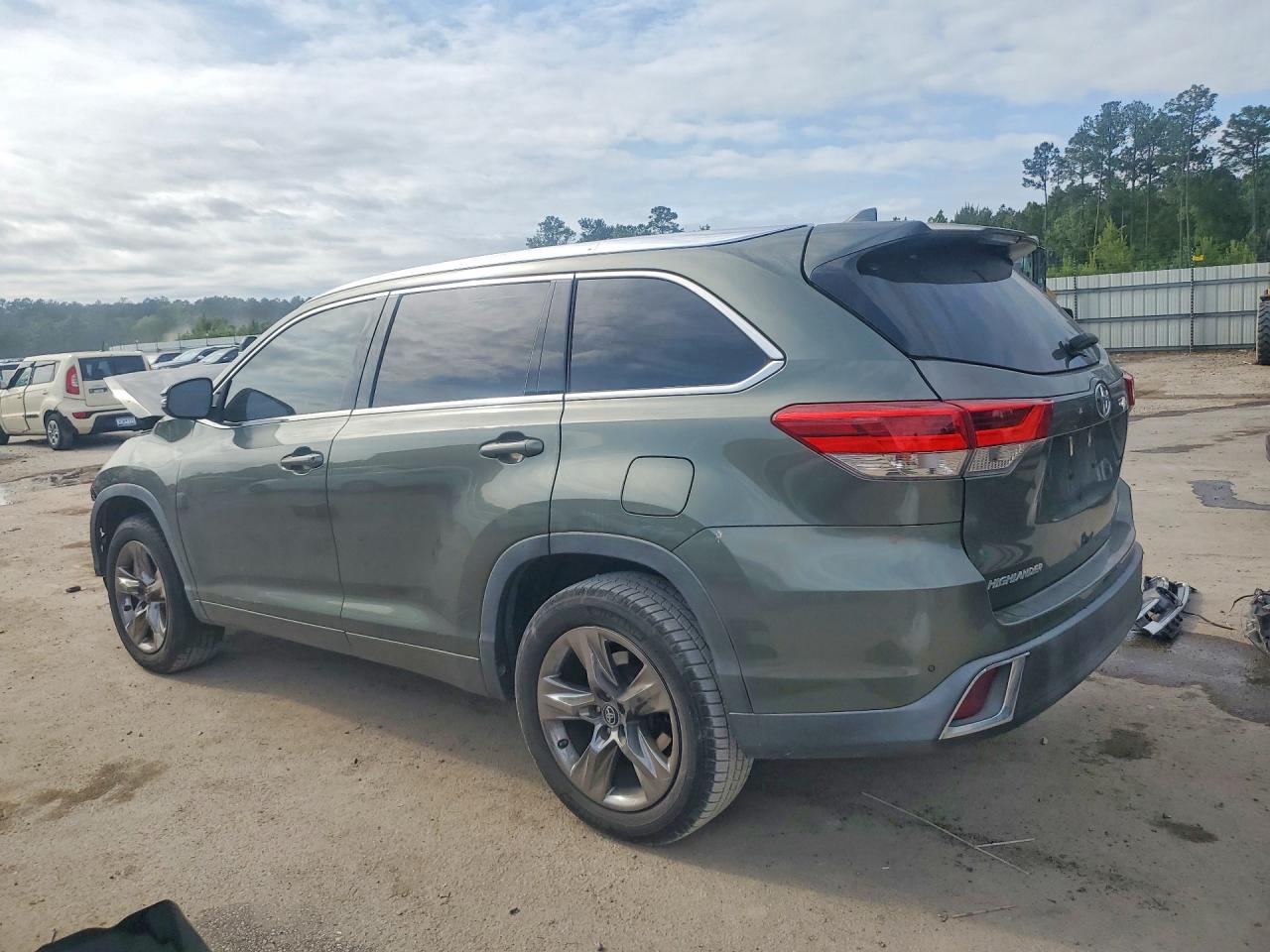 Toyota Highlander Limited Platinum