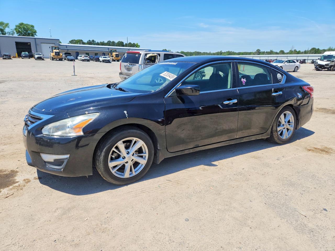 Salvage Nissan Altima Image