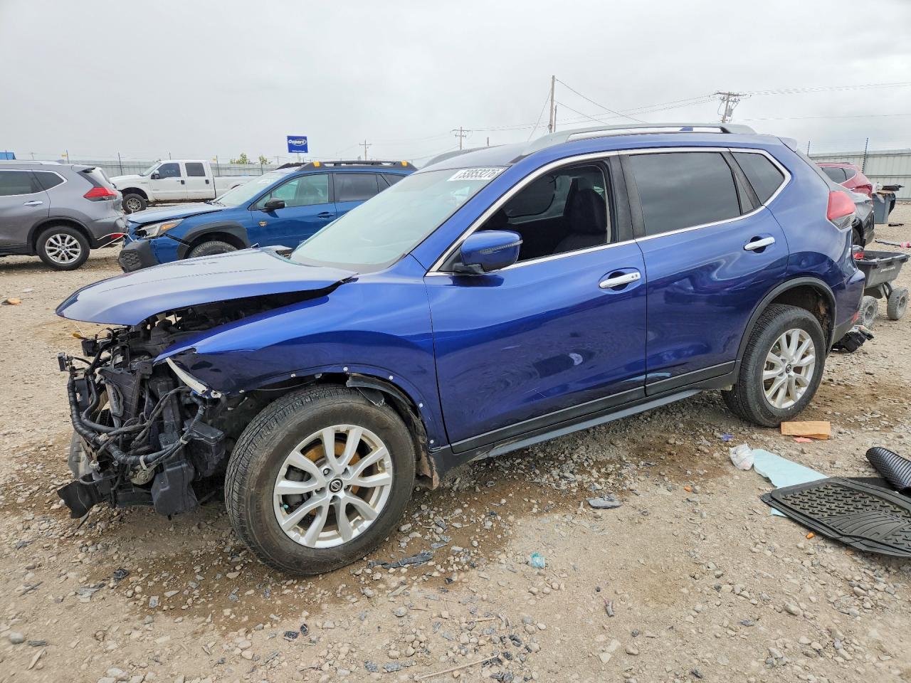 Salvage Nissan Rogue Image