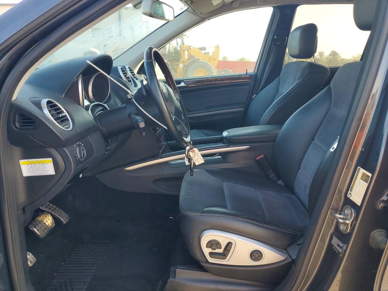 Mercedes-Benz M-Class 350 Bluetec