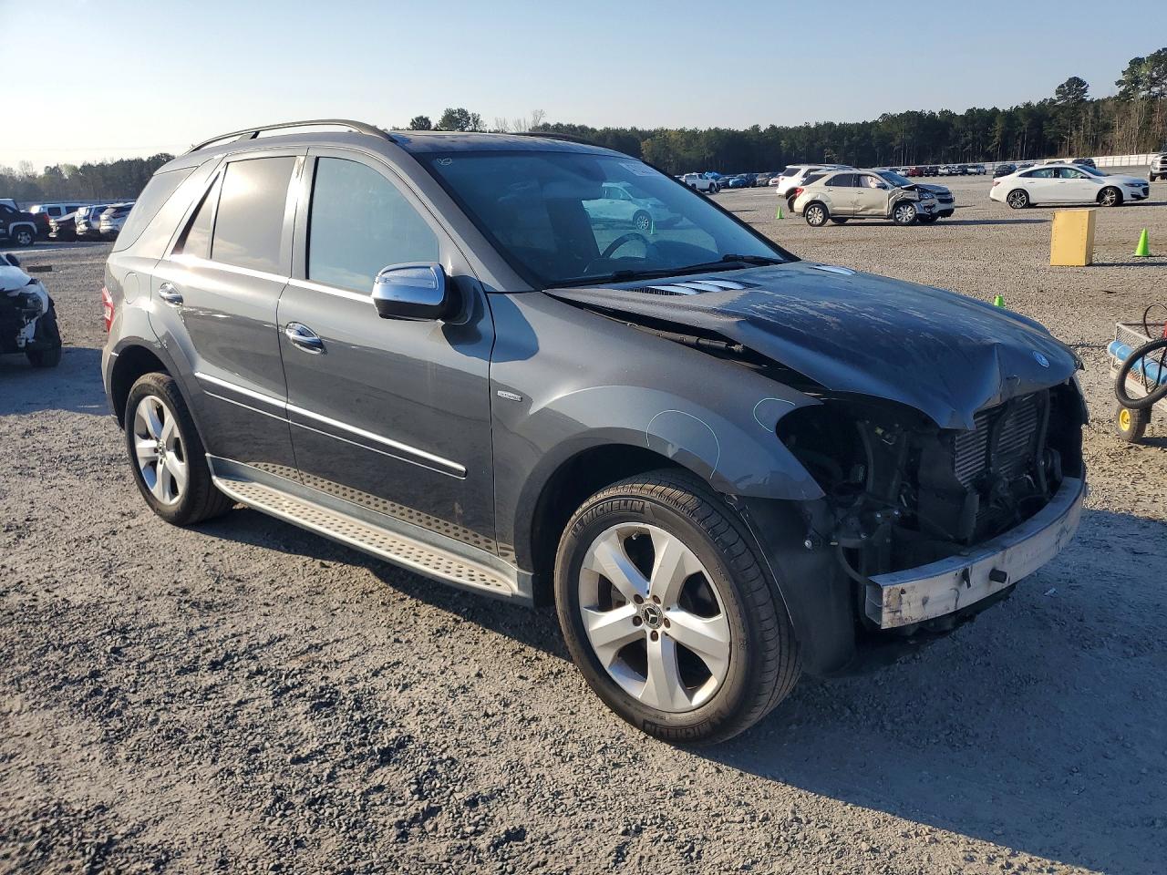 Mercedes-Benz M-Class 350 Bluetec