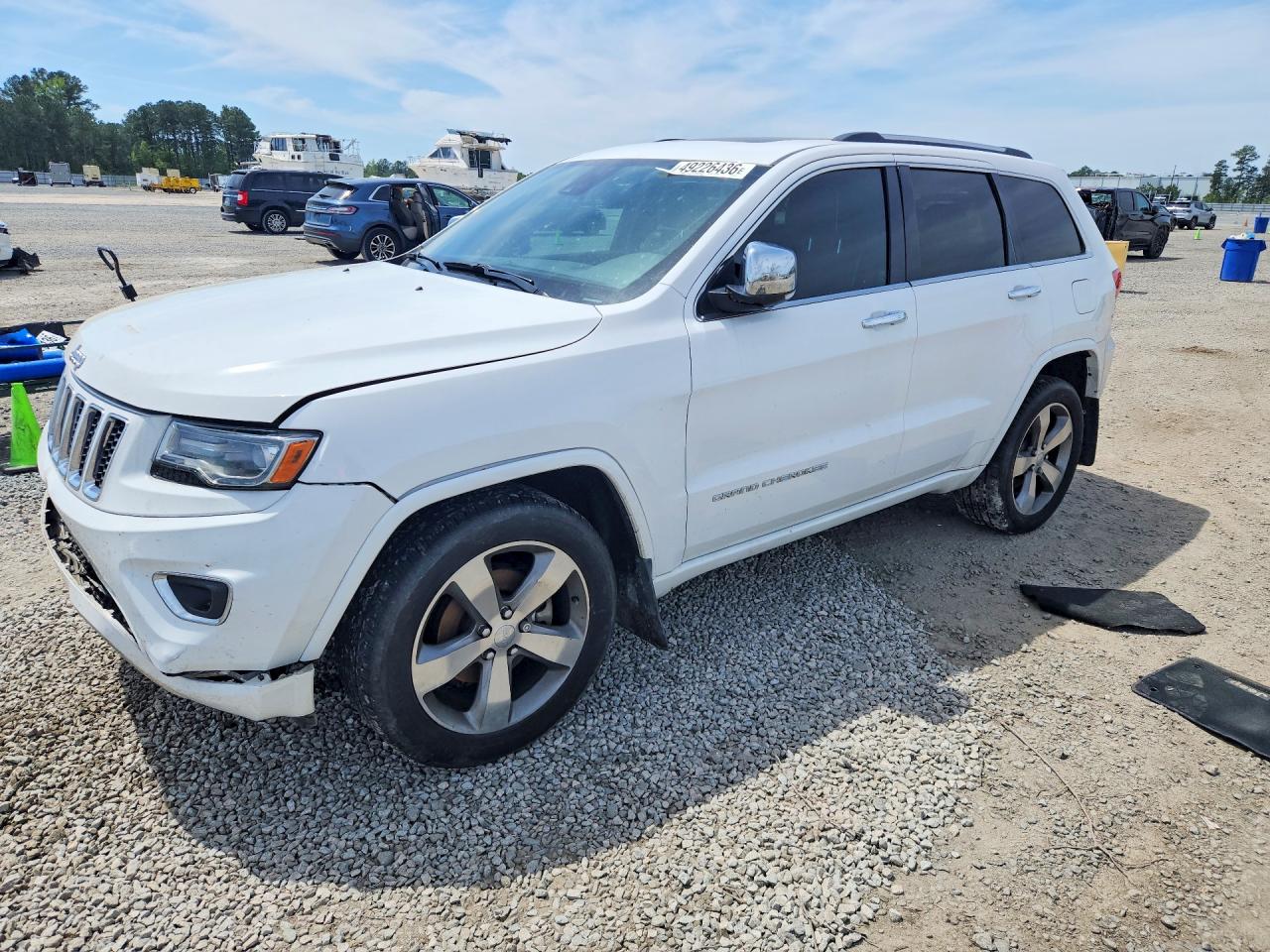 Salvage Jeep Cherokee Image