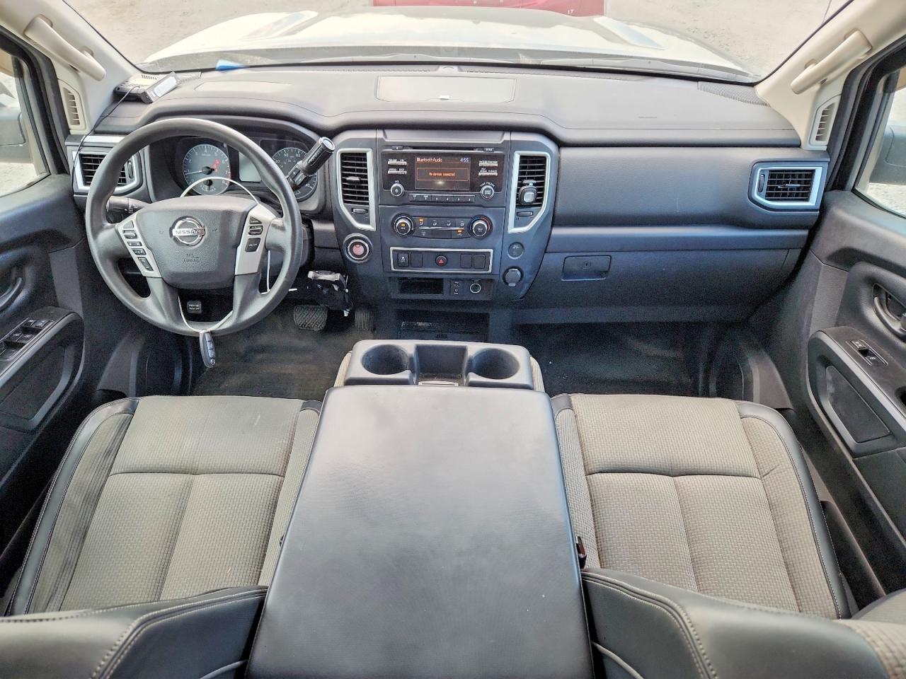 Nissan Titan S