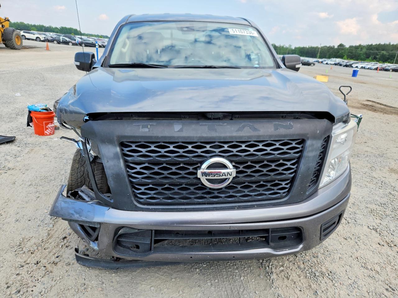 Nissan Titan S