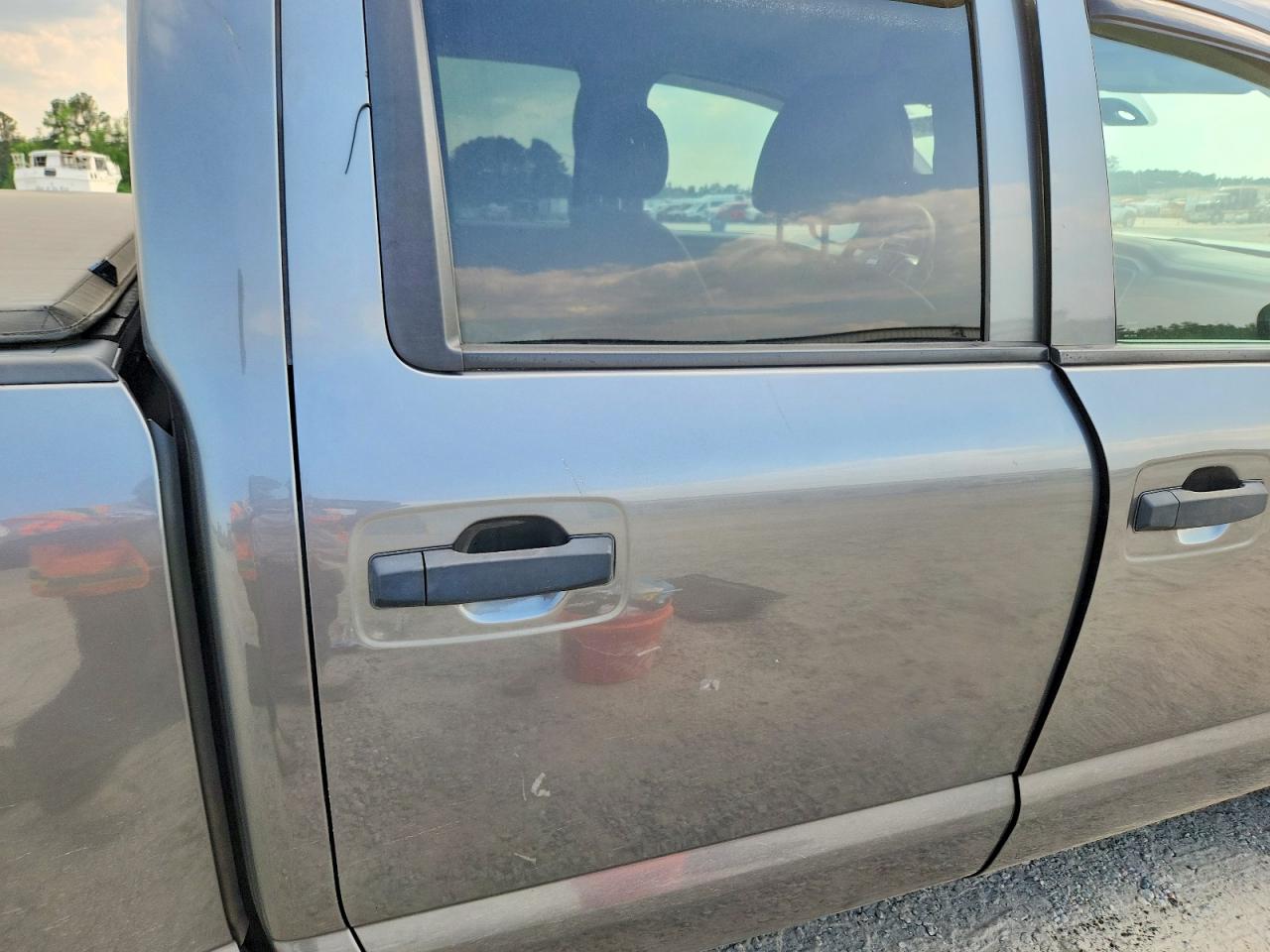 Nissan Titan S