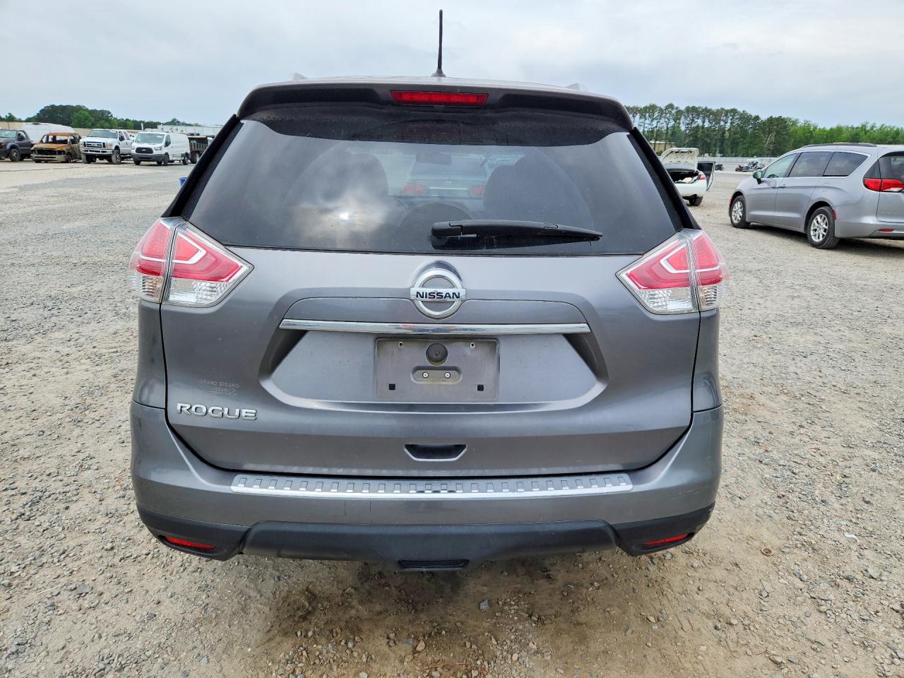 Nissan Rogue S