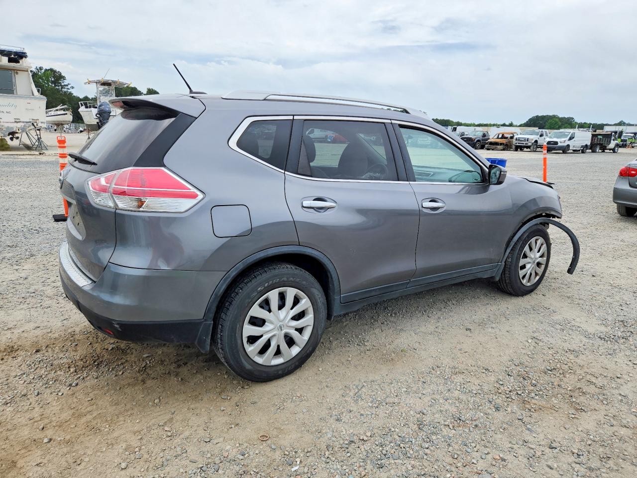 Nissan Rogue S