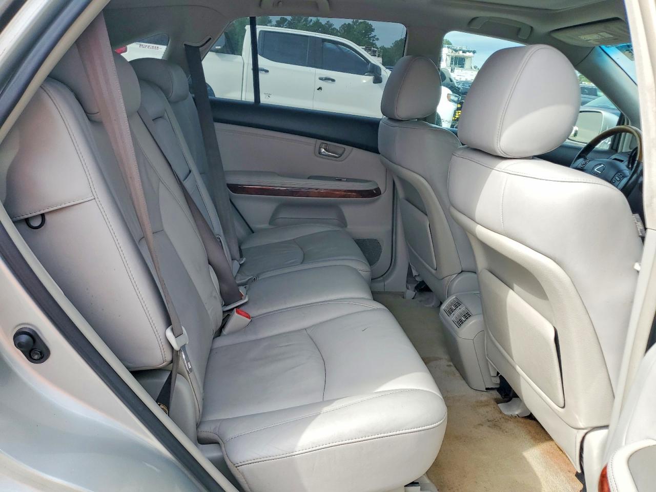 Lexus RX 330
