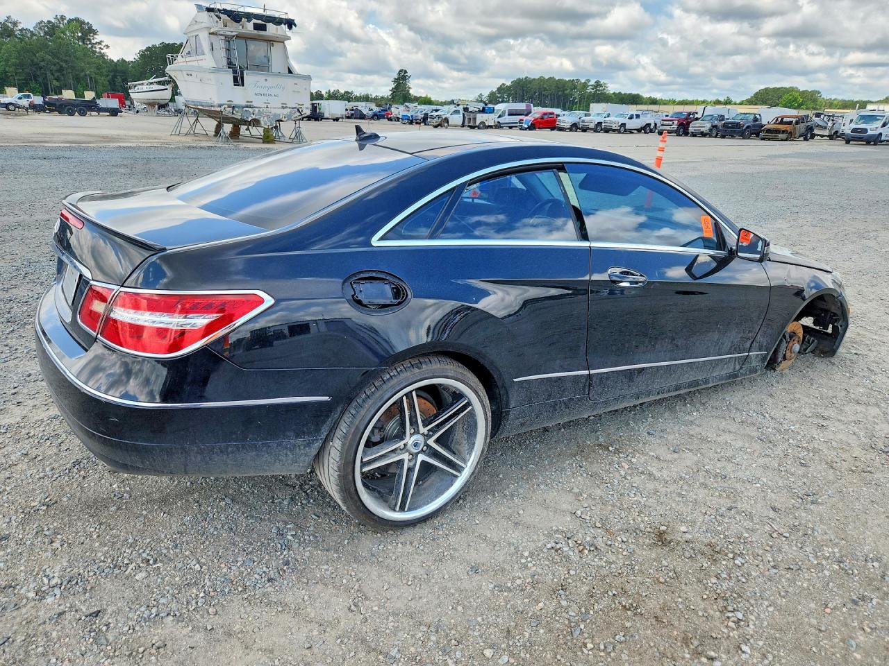 Mercedes-Benz E-Class 350