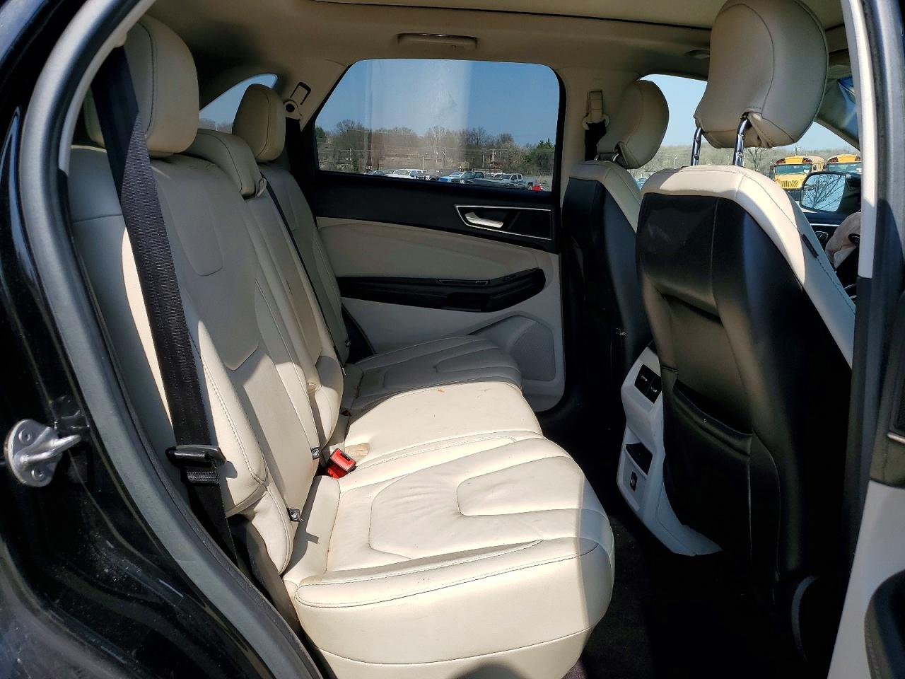 Ford Edge Titanium