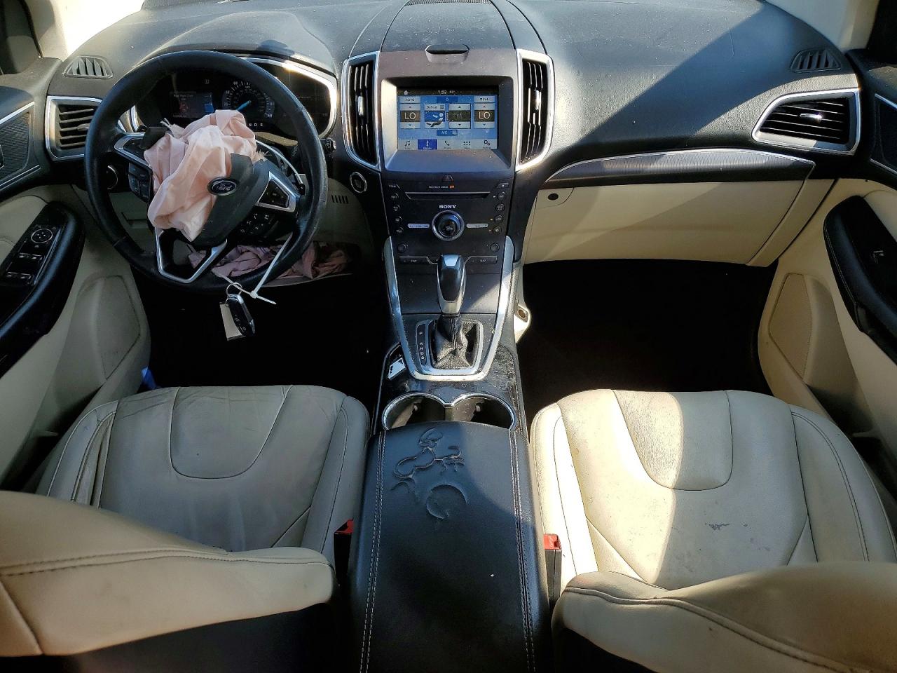 Ford Edge Titanium