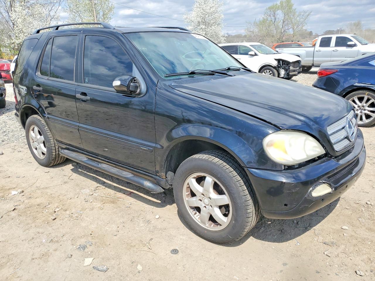 Mercedes-Benz M-Class 350